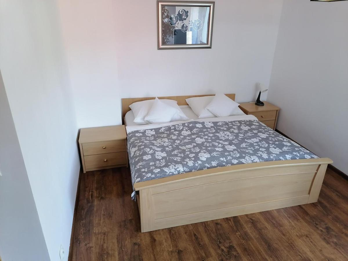 Apartamenty Pod Dzikowcem Boguszow Gorce Bagian luar foto