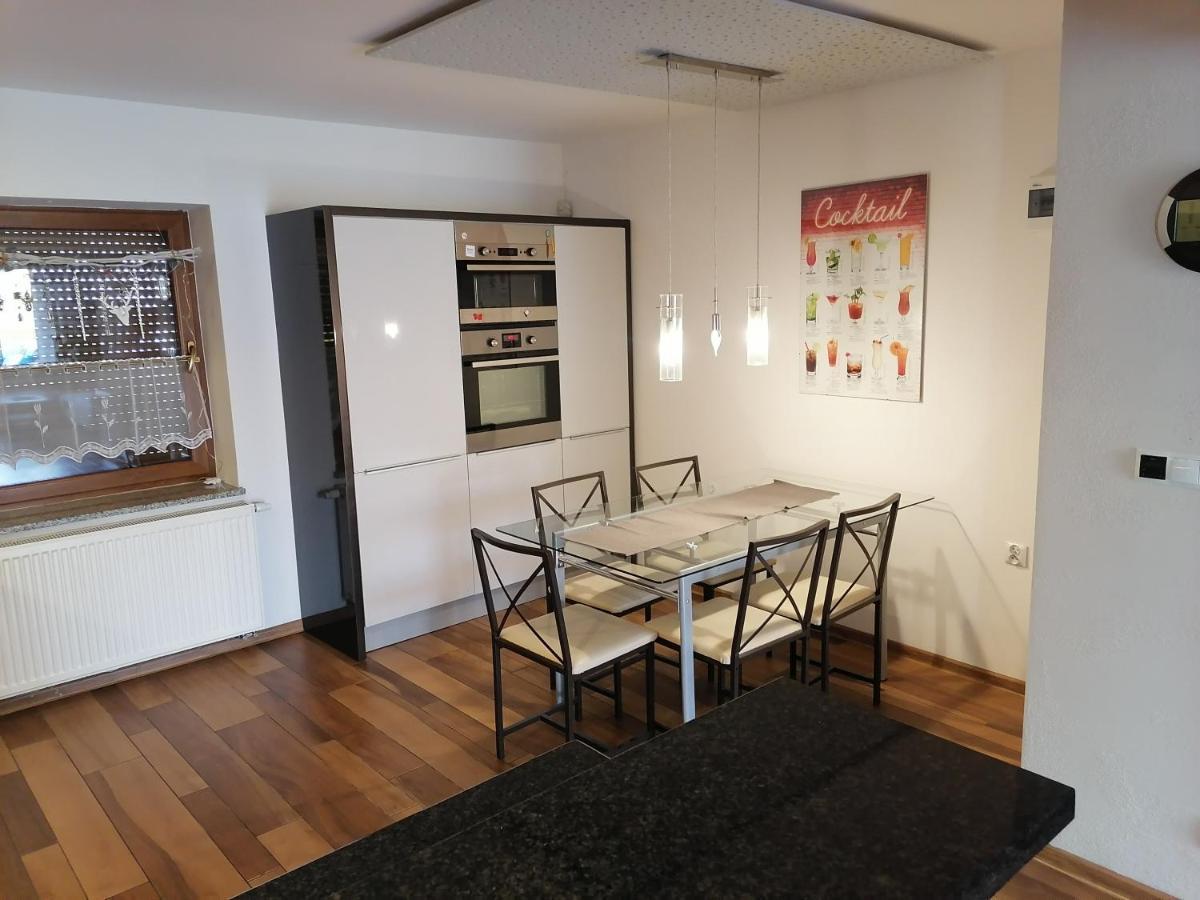 Apartamenty Pod Dzikowcem Boguszow Gorce Bagian luar foto