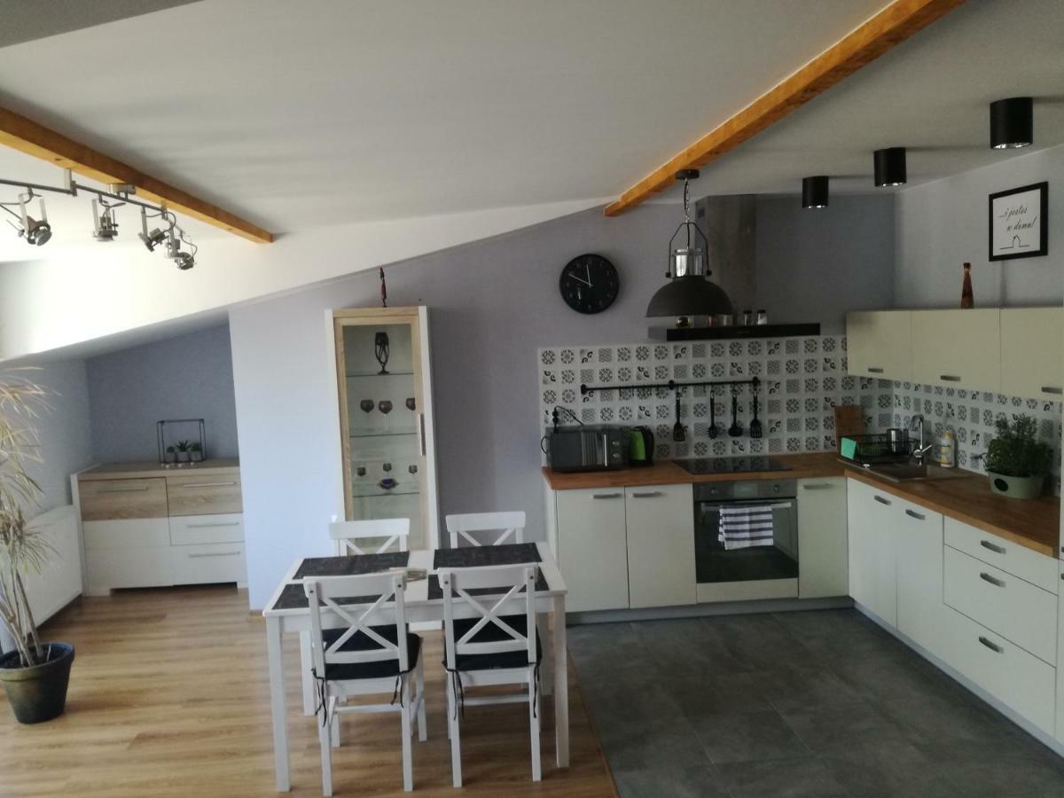 Apartamenty Pod Dzikowcem Boguszow Gorce Bagian luar foto
